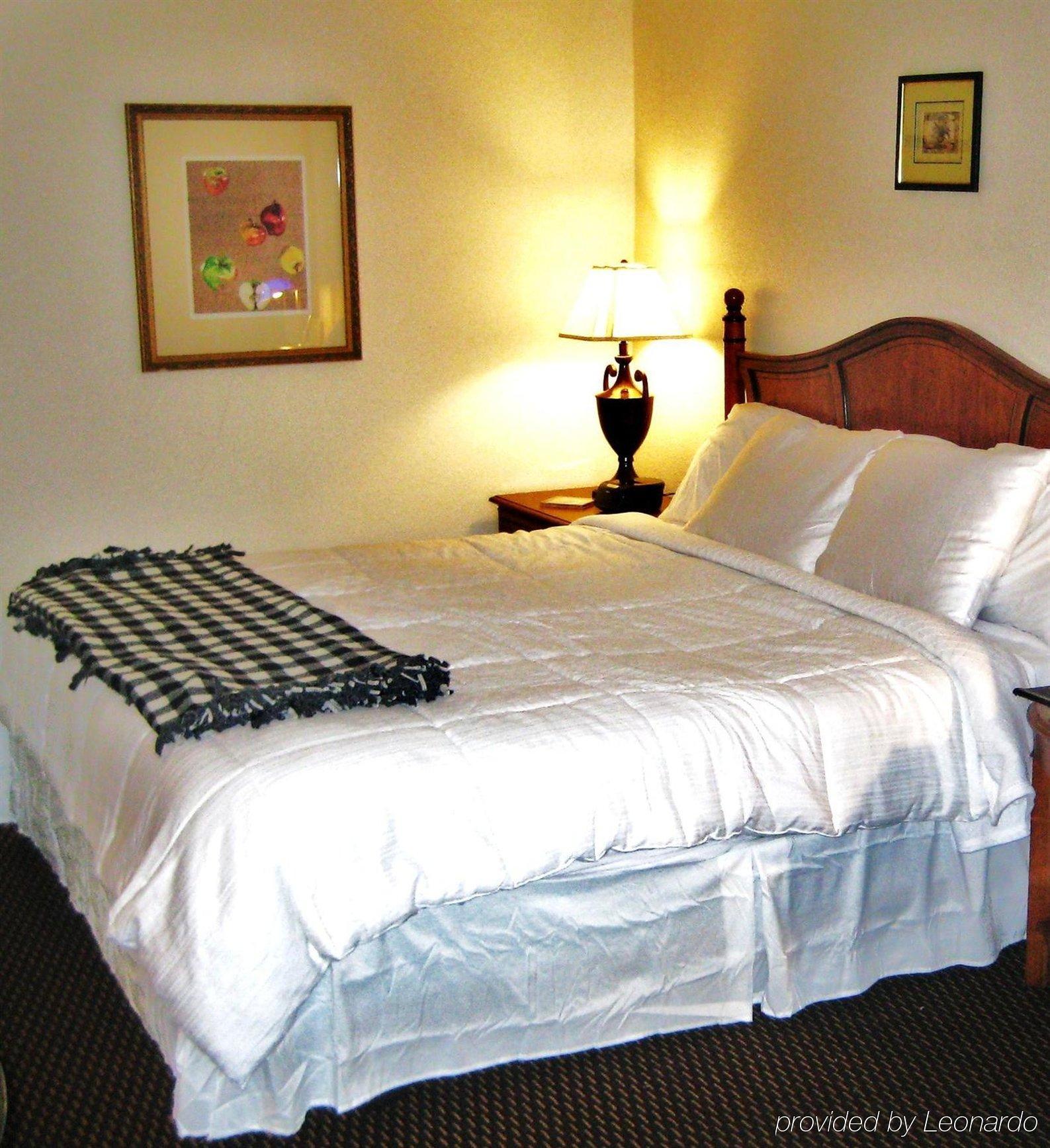 Econo Lodge Airport Near Billy Graham Parkway Charlotte Habitación foto