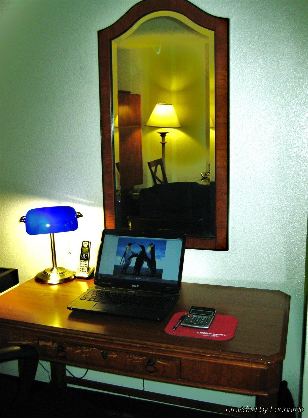 Econo Lodge Airport Near Billy Graham Parkway Charlotte Habitación foto